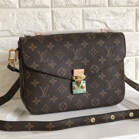 borse vettoriali louis vuitton|louis vuitton crossbody purses.